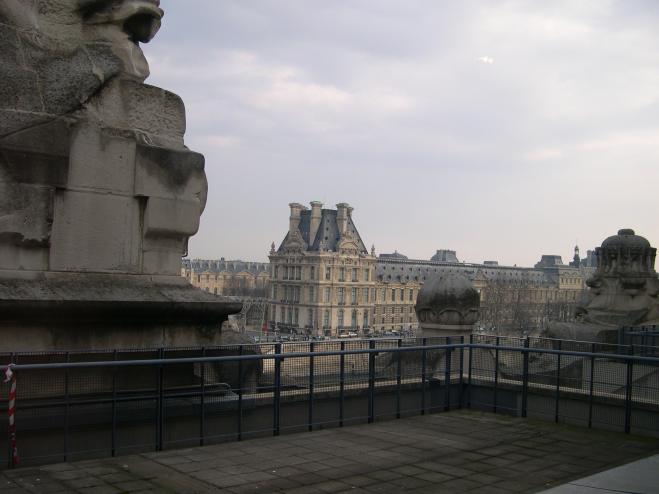  Le Louvre vu depuis le musée d'Orsay